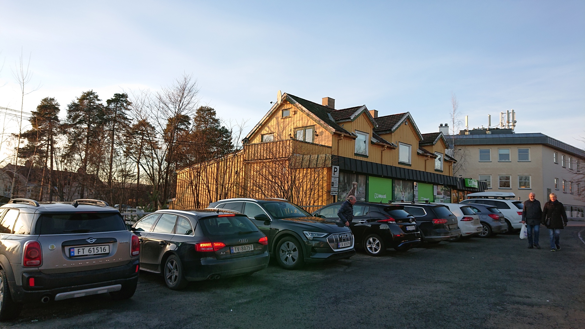 Vrakes råd fra egne faginstanser?